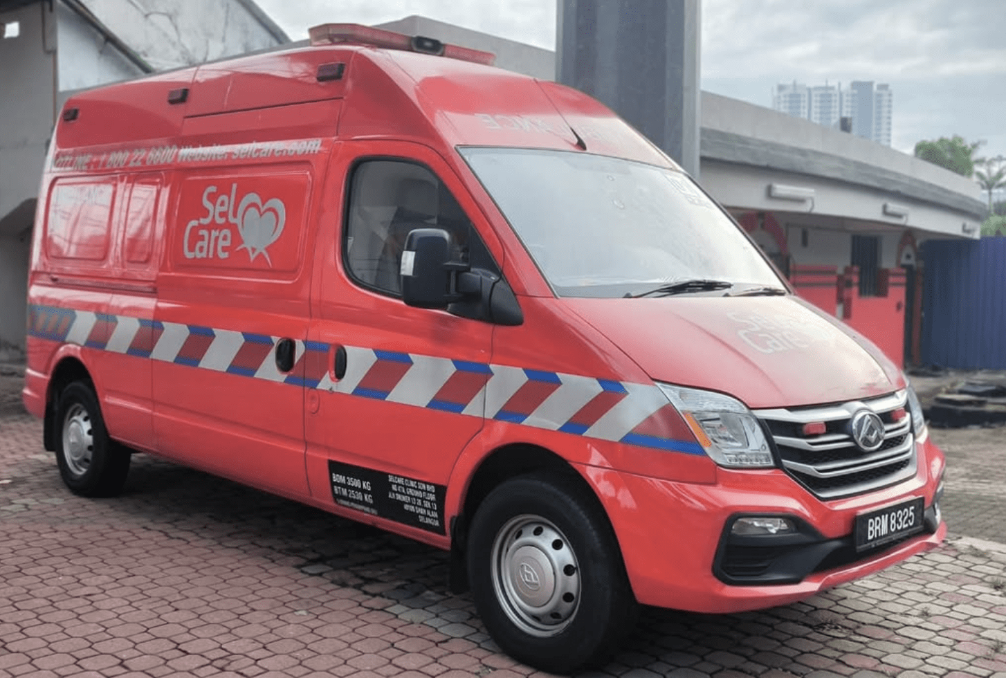 Celebrating 5 Years of Fitness: SELCARE Supports Kelana Jaya Run Club with Health Screenings & Medical Services!